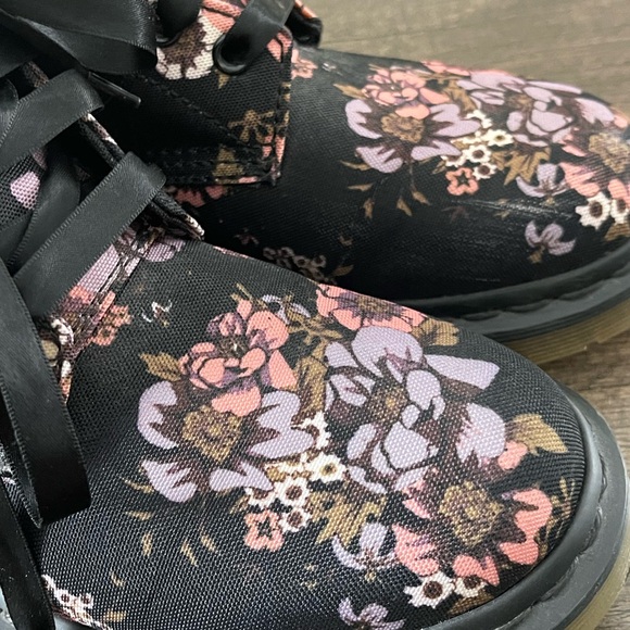 Rare Dr. Martens Beckett  combat Boots NWOT size 38/ 7 - Picture 4 of 11